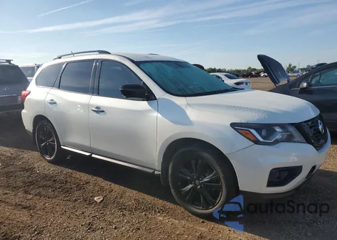 2018 Nissan Pathfinder S z USA, uszkodzony, nr VIN 5N1DR2MM6JC657431
